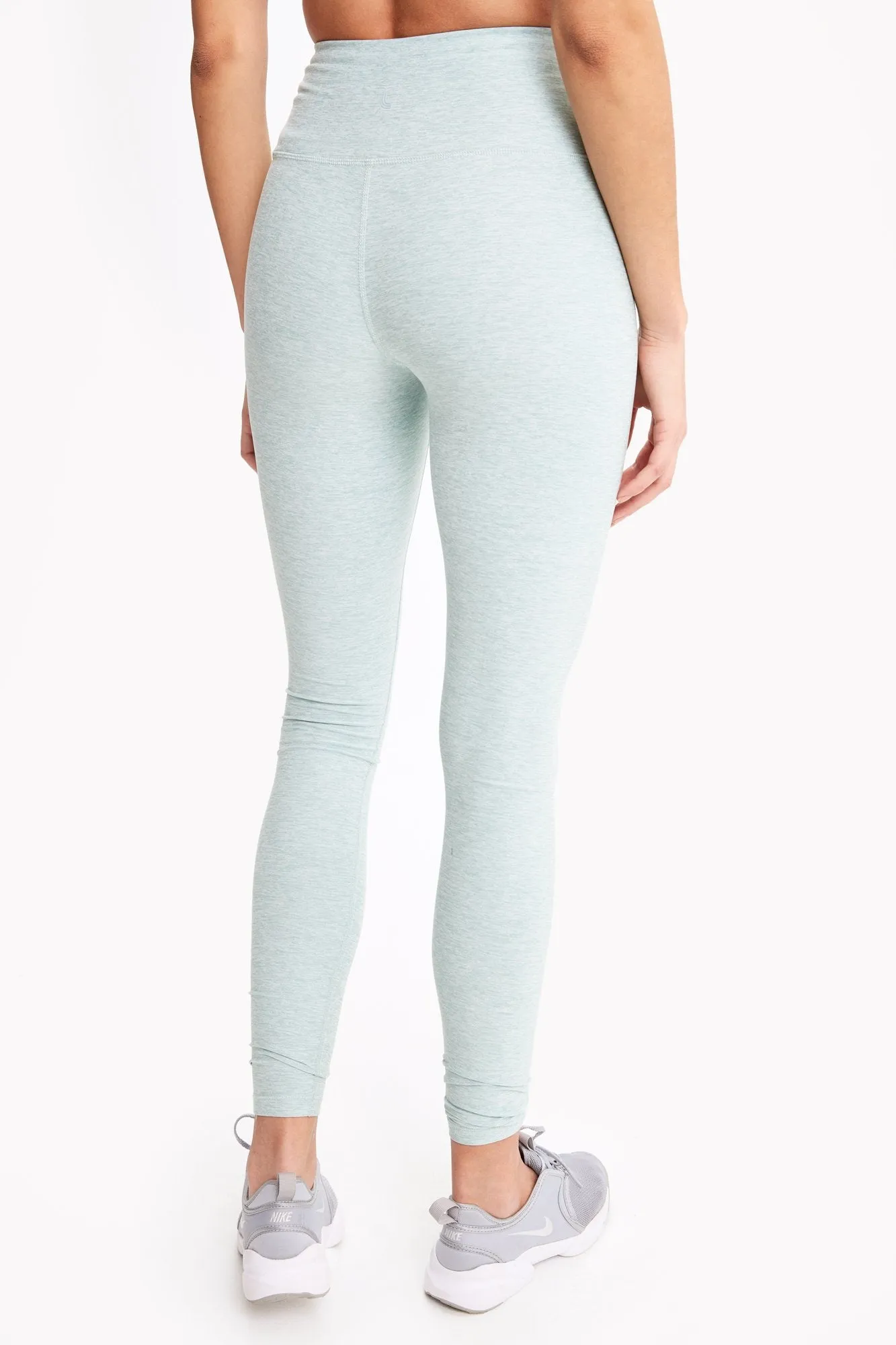 HALF MOON HIGH-WAIST LEGGING