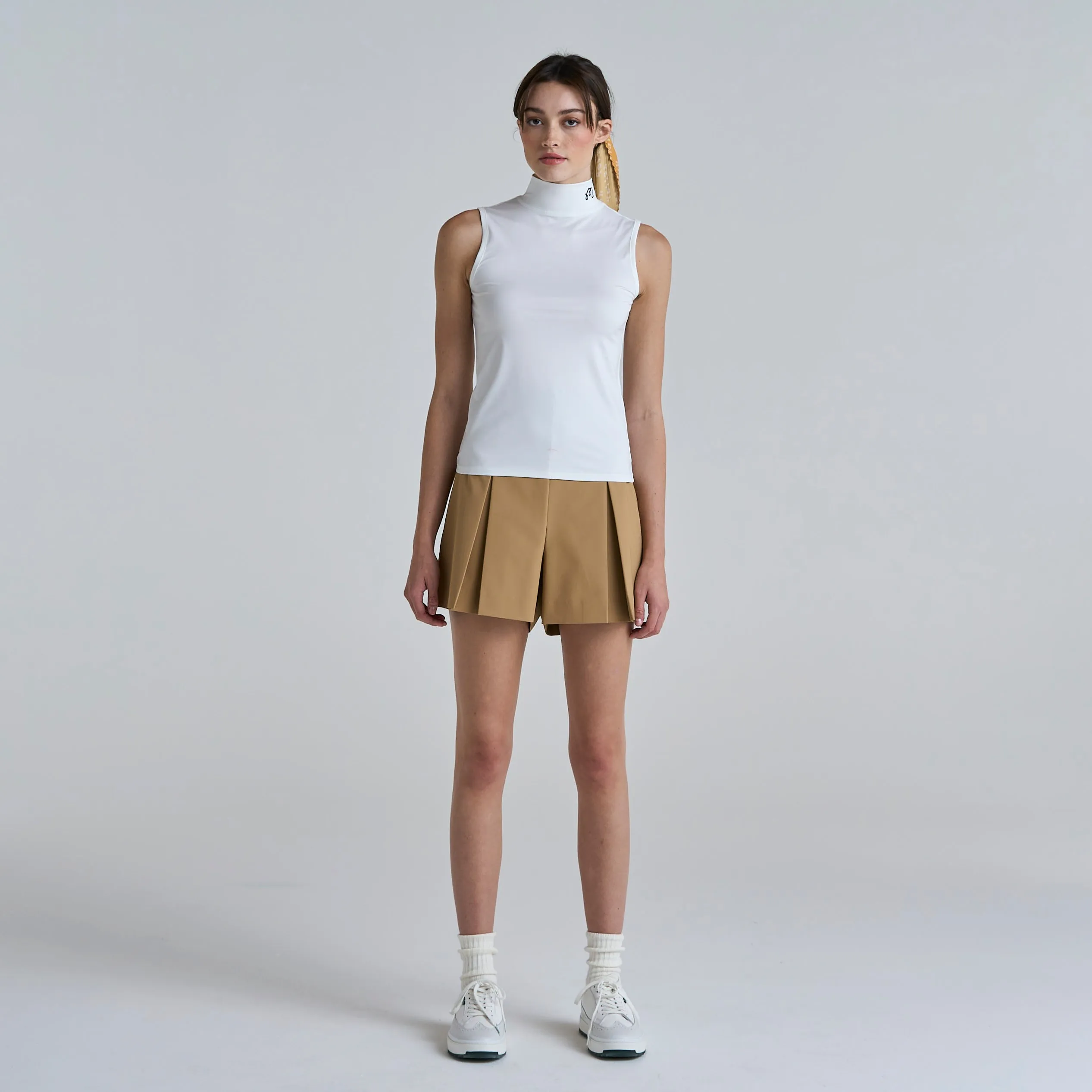 MATCH POINT SLEEVELESS MOCKNECK