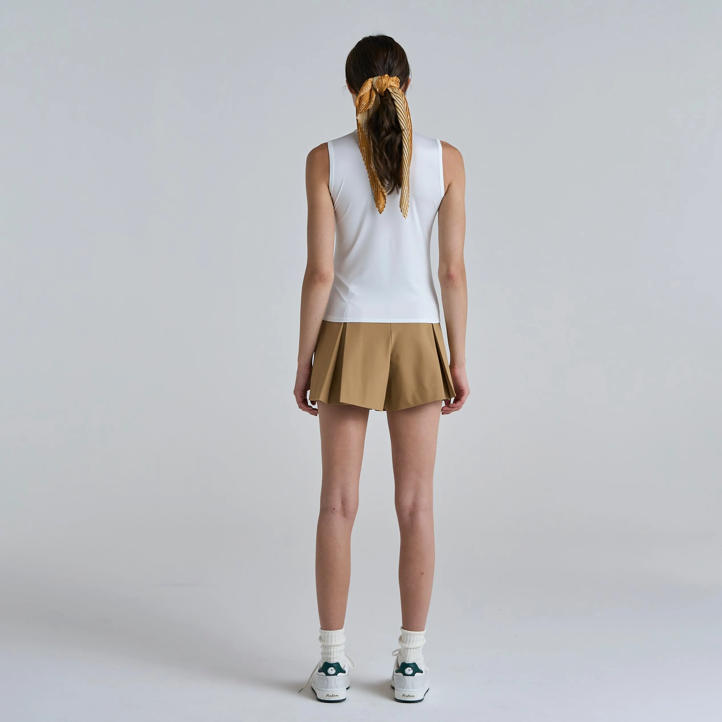 MATCH POINT SLEEVELESS MOCKNECK